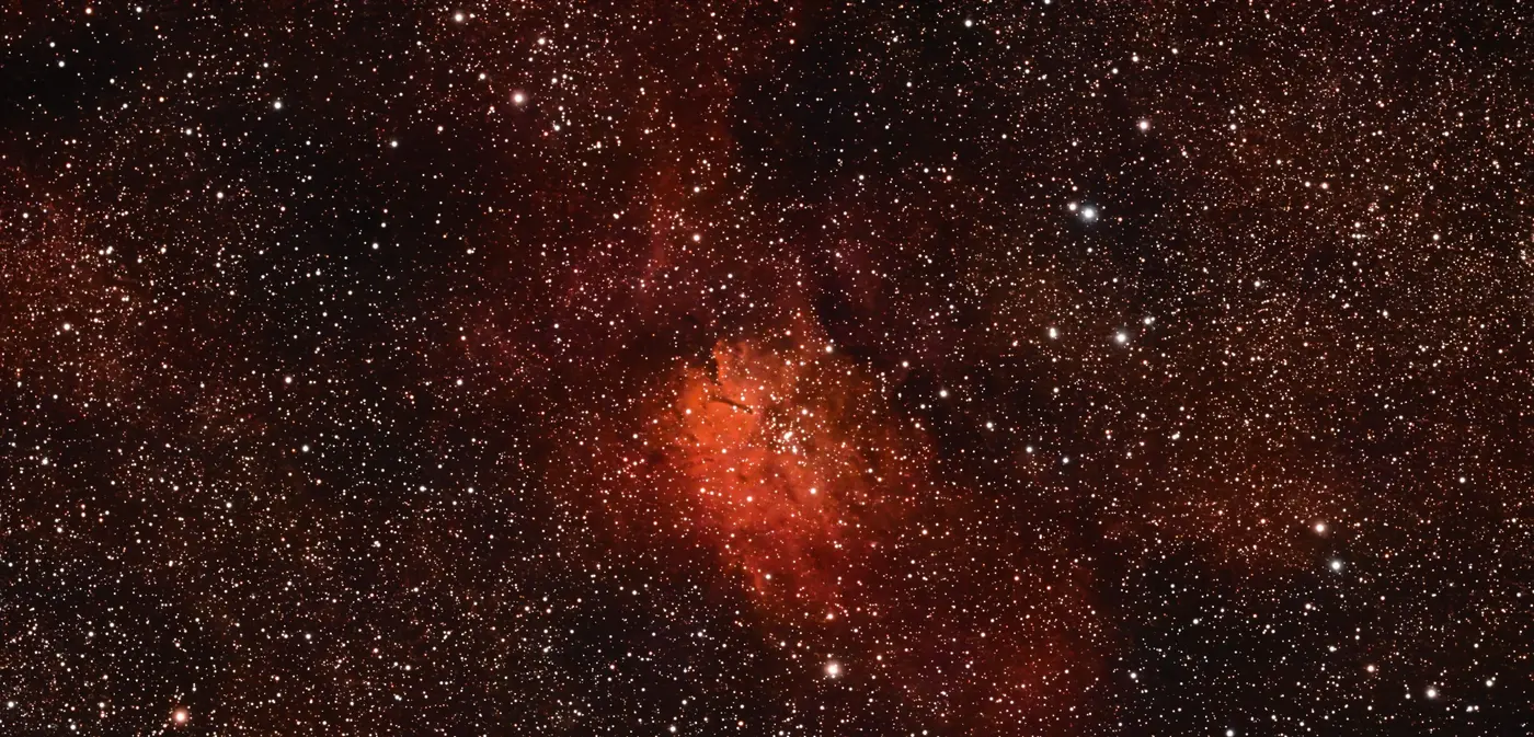NGC 6820 · NGC 6823, Nébuleuse du Petit Renard, in the constellation Vulpecula