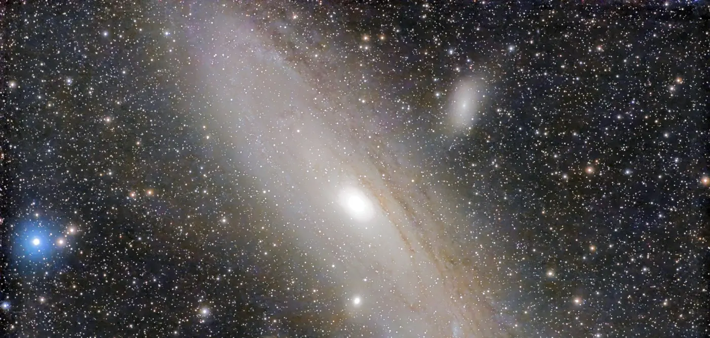 Galaxie d'Andromède, prise du 1 de septiembre de 2026, 10 h 20 de pose, après correction par l'application