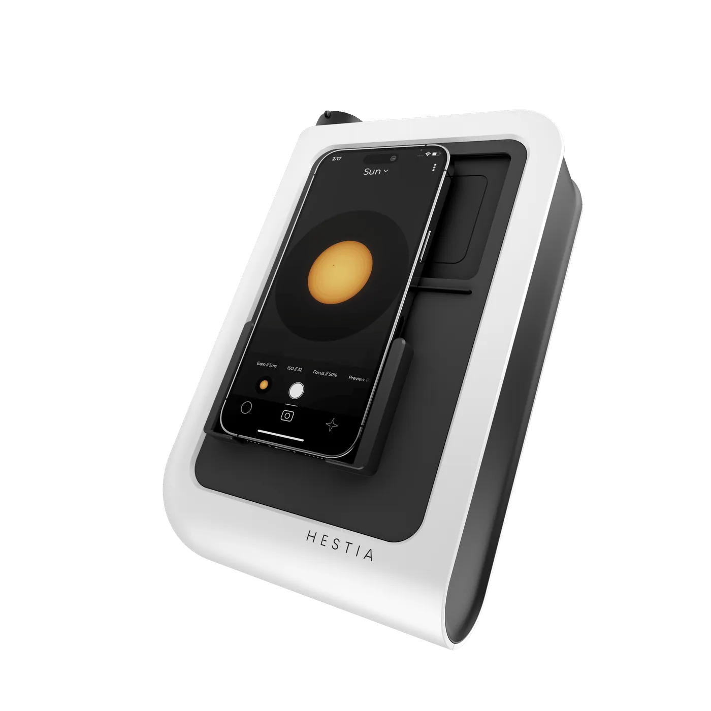 L'Hestia avec un téléphone glissé dans ses rails. L'écran montre le Soleil dans l'application du constructeur.