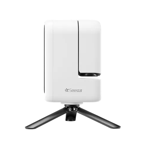 Le Seestar S30 Pro vu de profil sur son trépied, tube rentré dans le corps blanc.